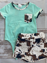 Load image into Gallery viewer, Mint Cow Shorts Set
